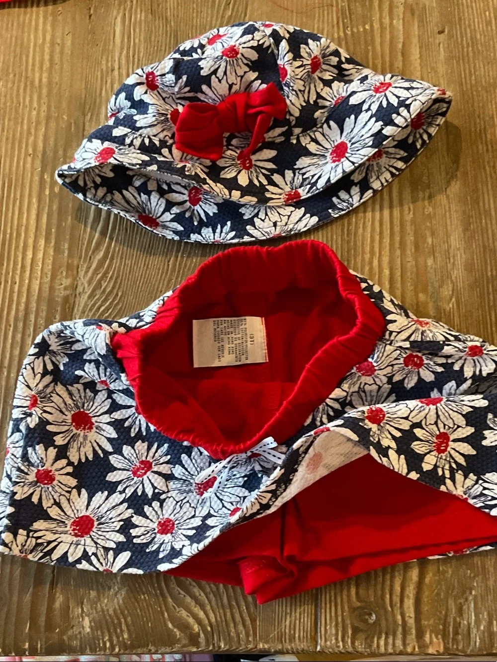 Gymboree Red Tank with Navy Daisy Skirt & Hat Set